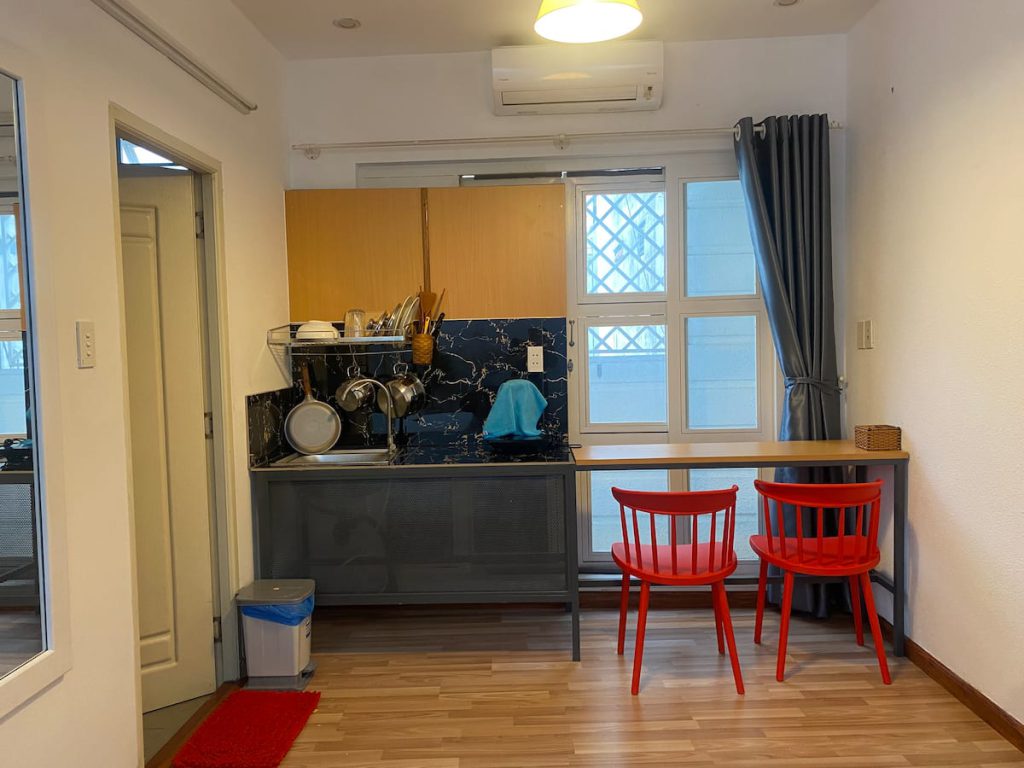 Phan Xich Long Quiet Studio · 35 m² · Unit 1