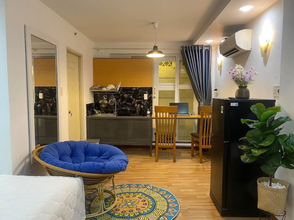 Phan Xich Long Food Street Studio · 35 m² · Unit 2